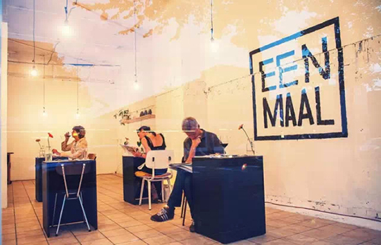 餐廳也玩“一人食”：文藝范兒將領餐飲業(yè)新風潮？