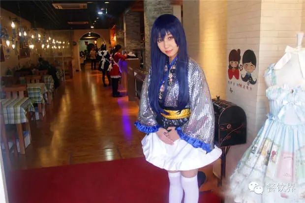 【震精】女仆咖啡館：穿越次元之門 還有“特殊”服務(wù)？