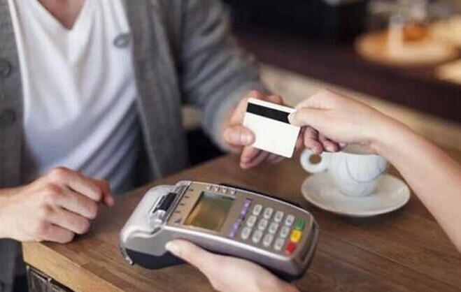 餐飲消費(fèi)刷卡、第三方支付受青睞，現(xiàn)金遇“冷”|餐飲界