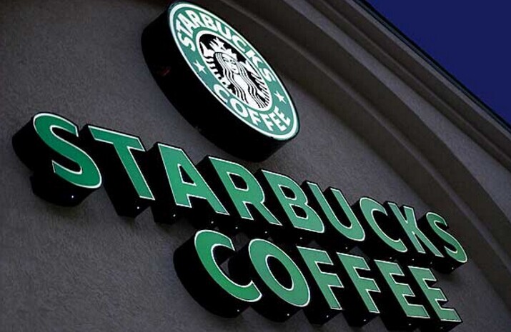 你光看星巴克不做廣告了，可人家營(yíng)銷(xiāo)做的好啊|餐飲界