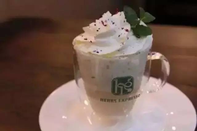 “經(jīng)典”與“醇正”對(duì)賣(mài)咖啡而言不再重要了嗎？|餐飲界