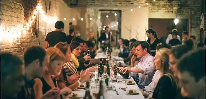 用食物和用餐伙伴吸引廚師、征服吃貨|餐飲界