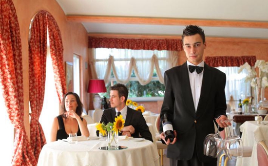 面對(duì)“老油條”員工，餐飲老板該如何管理？