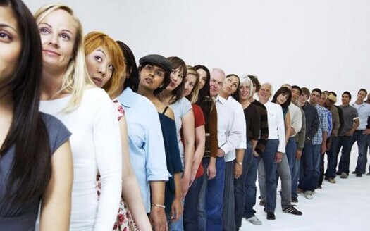 排大隊(duì)，編故事，拼估值：餐廳這樣跟風(fēng)小心猝死！|餐飲界