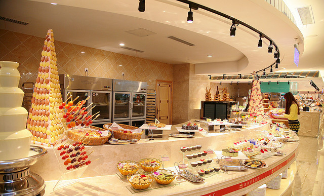 ?；蕦m與海吃海喝欲聯(lián)手?jǐn)U大長(zhǎng)沙自助餐市場(chǎng)