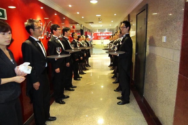 企業(yè)都在面臨“招人難，留人難”問題，王品是怎么做到讓人向往的？|餐飲界