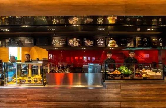 麥當(dāng)勞用兩次變革，再次成功甩開肯德基|餐飲界