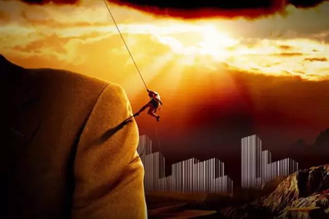 礦泉水“勾搭”菜品，這個(gè)賣點(diǎn)能在餐飲界火起來(lái)嗎？|餐飲界