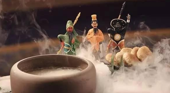 餐飲人注意了：從好吃到好玩，餐飲的底色已經(jīng)大變臉