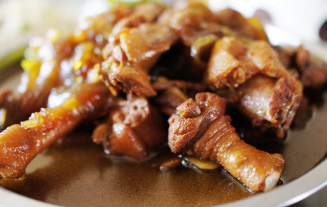 100平炒雞店日流水1.5萬！店老板動了8個小心機