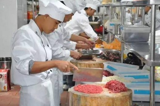 餐飲人，為什么你的工資一直漲不了？