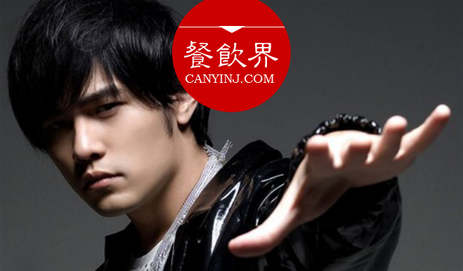 粉絲經(jīng)濟(jì)時(shí)代，餐廳如何通過(guò)“攜大咖”提升品牌關(guān)注度？ | 摘錄