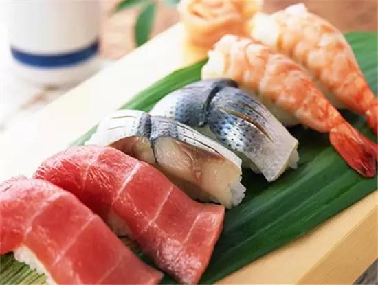 學(xué)會(huì)這九招，讓你餐廳的菜品在朋友圈瘋傳