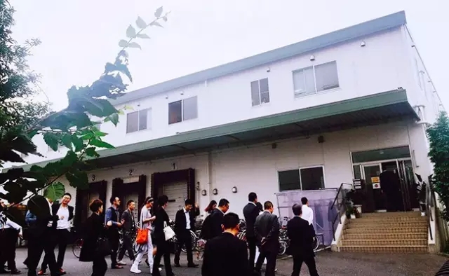 從日本回來(lái)，我為什么攔著你別跳中央廚房這個(gè)坑