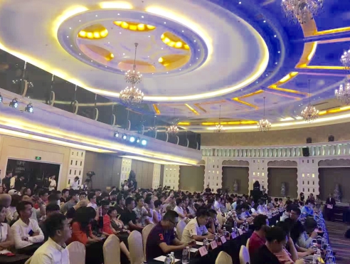 2016企業(yè)家餐飲行業(yè)投資融資論壇，看看融資的問題在哪？|餐飲界