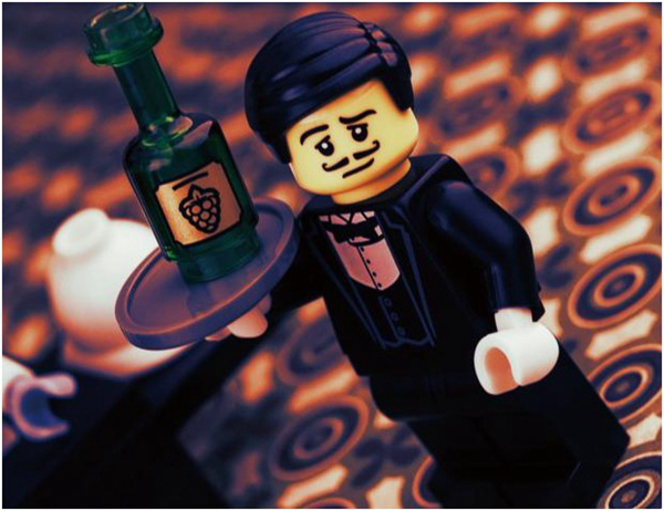 餐廳刷爆朋友圈的秘密，原來是你家服務(wù)員做到這些？|餐飲界