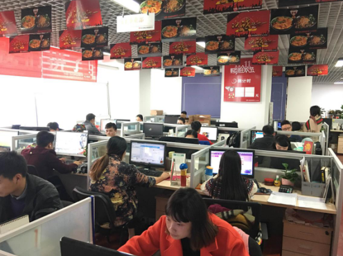 一舉邁入億元級(jí)電商俱樂(lè)部，白家食品憑什么？|餐飲界