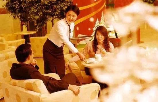 這樣為顧客點(diǎn)餐，餐廳營業(yè)額提升20%！