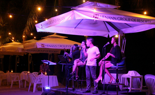 飯店請來臨時駐唱歌手結果遭處罰