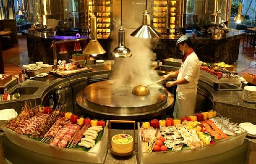 自助餐老板自曝行業(yè)內(nèi)幕：自助餐為什么不會(huì)賠錢(qián)？