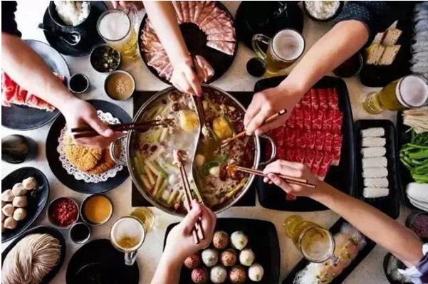 一年四季排隊(duì)不斷，這些火鍋店為何如此火爆？