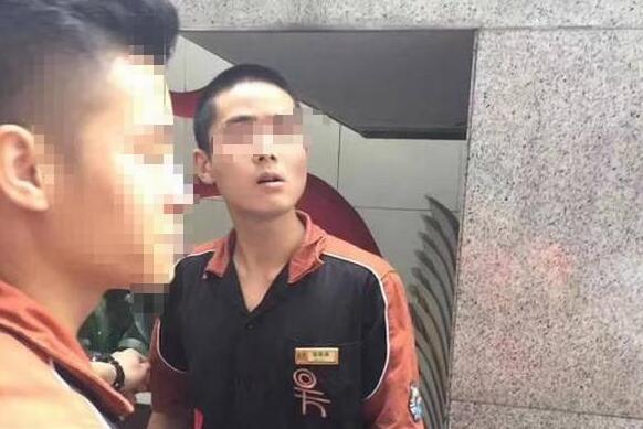 顧客催拿餐牌被服務(wù)員打？餐廳做到這樣才不會(huì)被投訴