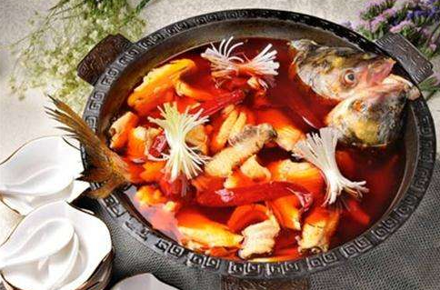 十年賣出上億條魚日進(jìn)斗金 這個賣魚郎低調(diào)成迷卻是成都餐飲大牛