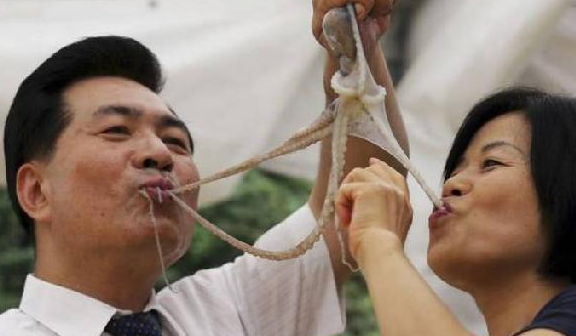 盤點(diǎn)日本黑暗料理，你能忍幾級(jí)？