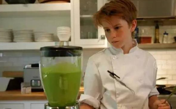 18歲就擁有餐廳，人均千元，食客多為名人政要，他如何做到的？