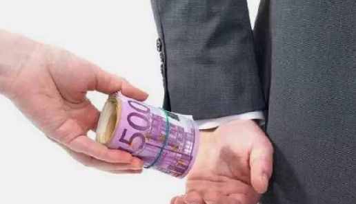 采購(gòu)吃回扣200余萬(wàn)被抓！餐企如何對(duì)行業(yè)“潛規(guī)則”說(shuō)不？