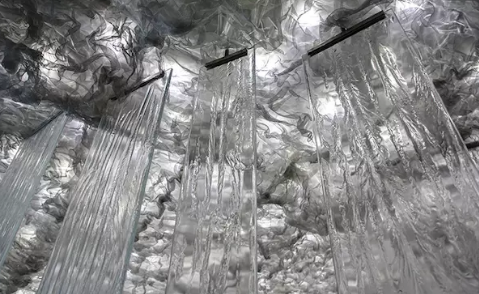 巴塞羅那有家“冰凍”餐廳，一切看上去都是“冰冰涼”