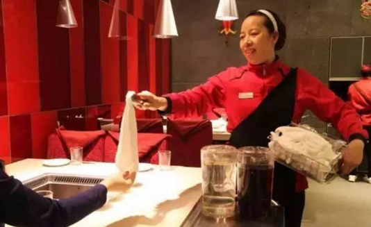 50%的工作將被 AI 取代！餐飲人未來的競爭力是......