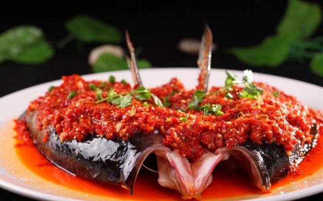 為什么這家湘菜館老板娘開(kāi)店，比2位資深大廚成功？|餐飲界