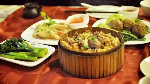 為啥開一家店很賺錢，開三家店反倒不賺錢了？