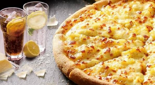 7年100家店，日均翻臺(tái)11次，榴蓮披薩的締造者