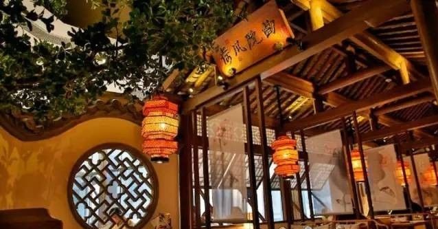 開(kāi)一家火一家，杭幫菜“現(xiàn)象級(jí)”排隊(duì)背后的商業(yè)邏輯是啥？