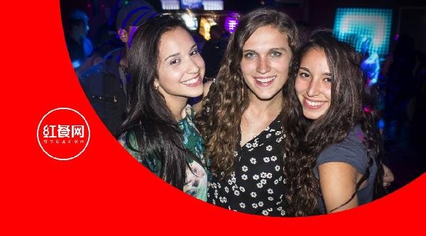 喜茶、海底撈都瘋了嗎？這簡(jiǎn)直不是個(gè)餐廳了