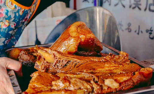 用低俗營(yíng)銷(xiāo)抓住眼球后，是否真的會(huì)給餐廳帶來(lái)收益？