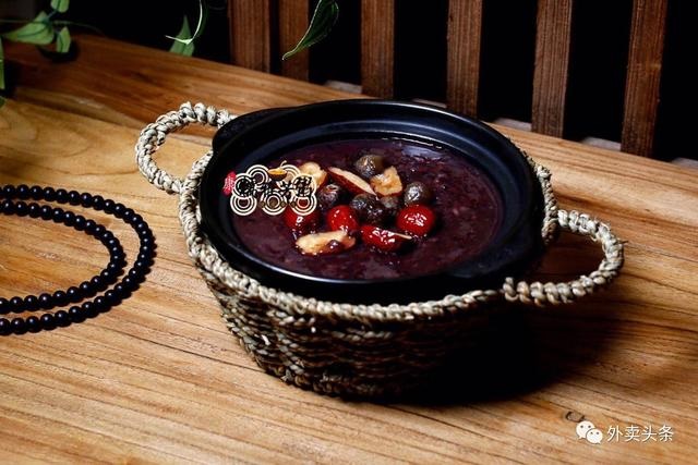 從無人問津，到餓了么、美團上的爆品，如何憑一碗粥拿到晉級牌