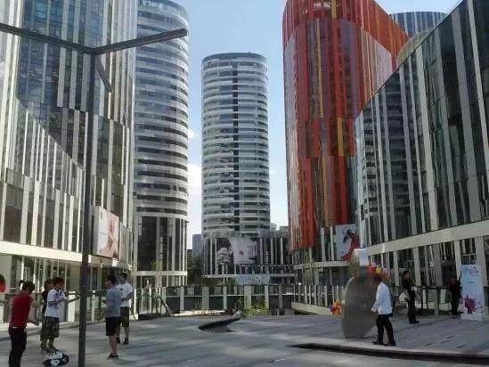 你以為做外賣就可以不用選址了？