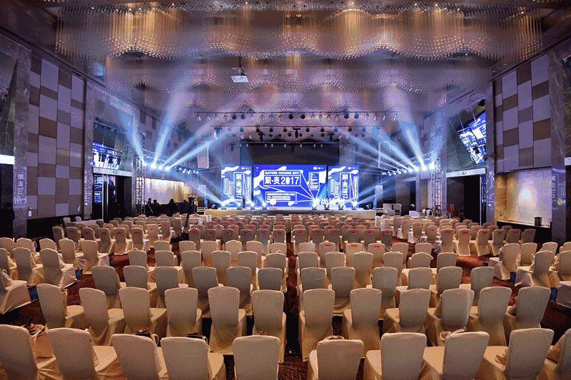 全程直擊：一場席卷淮海經(jīng)濟(jì)區(qū)餐飲業(yè)的頭腦風(fēng)暴+美食盛宴！食尚徐州兩周年傾情奉獻(xiàn)！