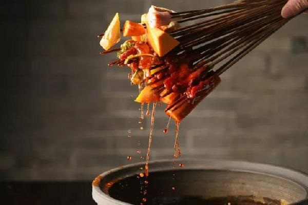 看一眼就讓顧客把持不住，竟是因?yàn)橐环莶藛?