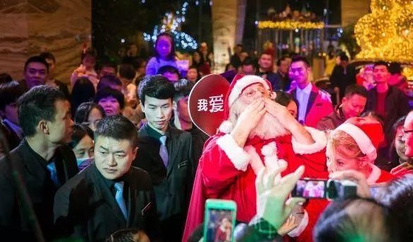 2017年節(jié)日營(yíng)銷(xiāo)最后狂歡｜除了圣誕，餐飲人還有哪些熱點(diǎn)可追？