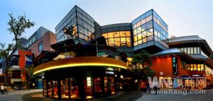 武漢天地網(wǎng)紅品牌的聚集成趨勢，日常的排隊成習(xí)慣|餐飲界