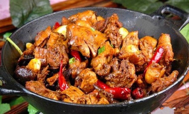 抓娃娃機(jī)成為餐廳吸客利器，這家餐廳的營(yíng)銷方式神了！