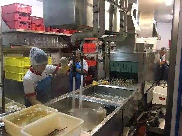 復(fù)盤(pán)2017餐飲大事件，窺視未來(lái)大趨勢(shì)：整合時(shí)代已來(lái)臨