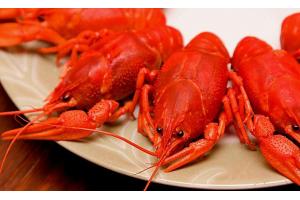 2017美食消費(fèi)報(bào)告：90后成消費(fèi)主體、消費(fèi)者最愛(ài)小龍蝦、6成消費(fèi)者習(xí)慣吃宵夜|餐飲界