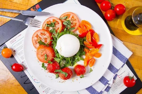 法式“黑鳳梨” or 芝士滾意面，不想選就都收了吧！