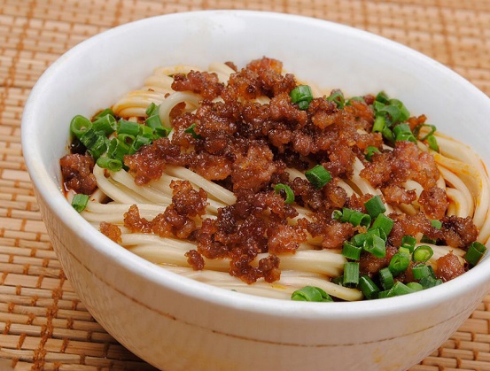 從200㎡到20㎡ 這個(gè)扎根貴州的小吃品牌有新姿勢？