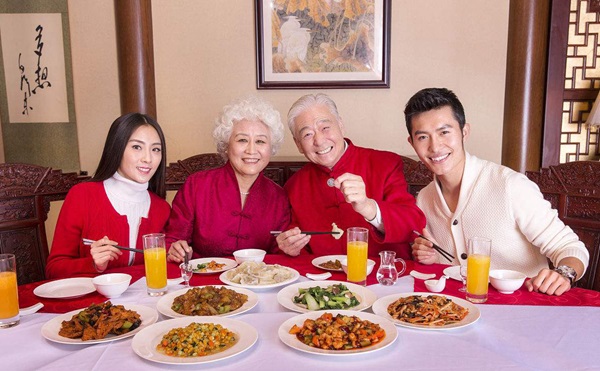 年夜飯變成了“年夜煩”，你怎么看？